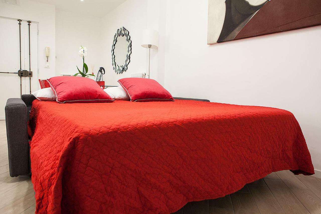 Rhome Merulana Rome Bagian luar foto